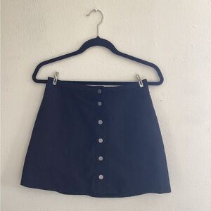 H&M Black Buttoned Skirt
